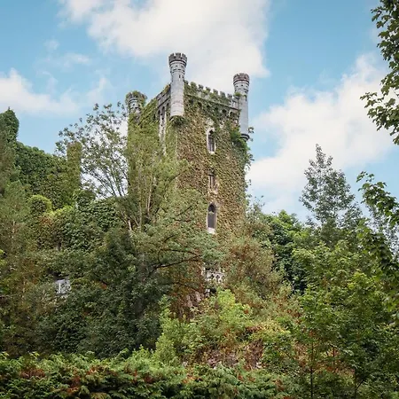 Caldas Y El Balneario *